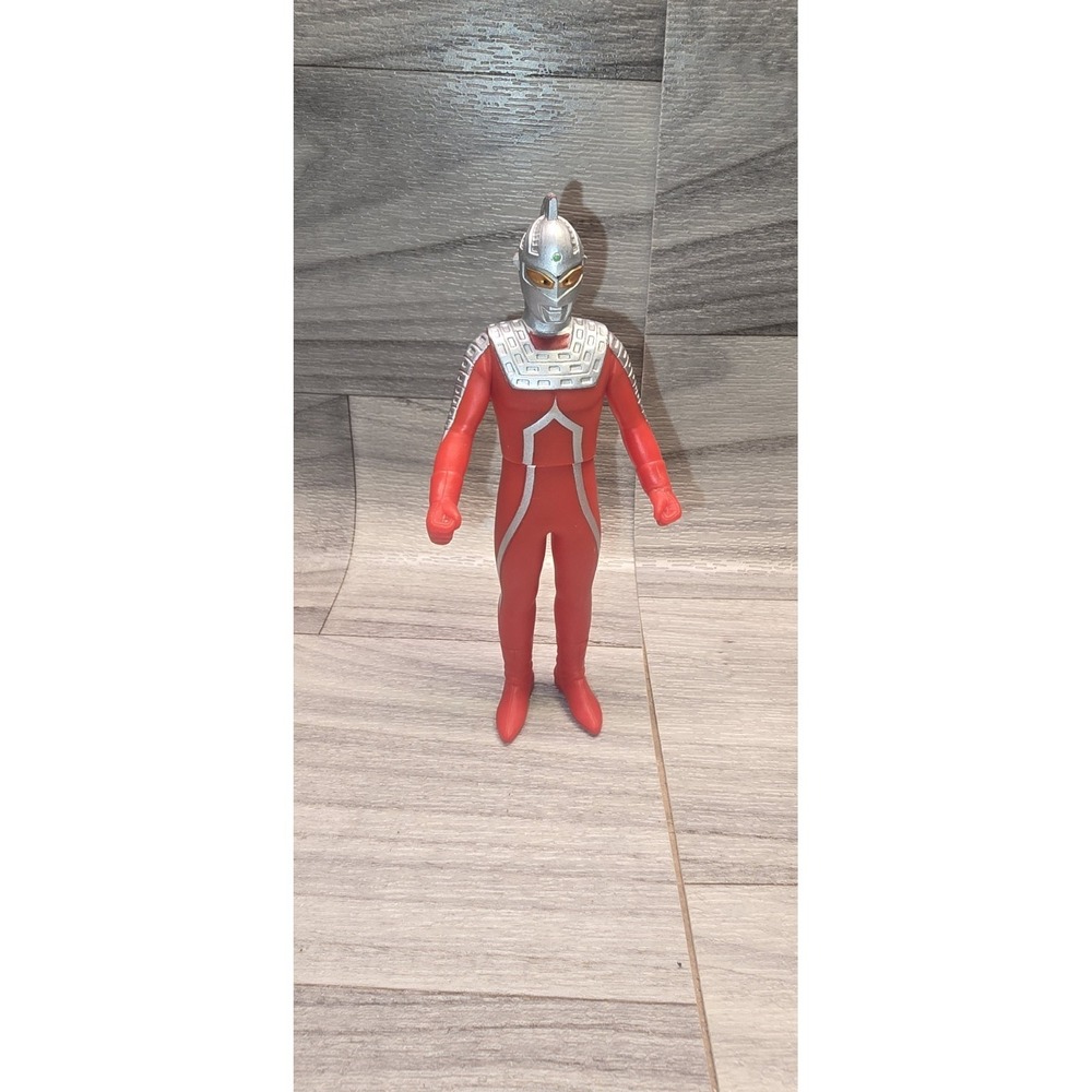 Ultraseven Figure 2002 Small 4"+ Toy Ultraman Bandai Ultra Hero